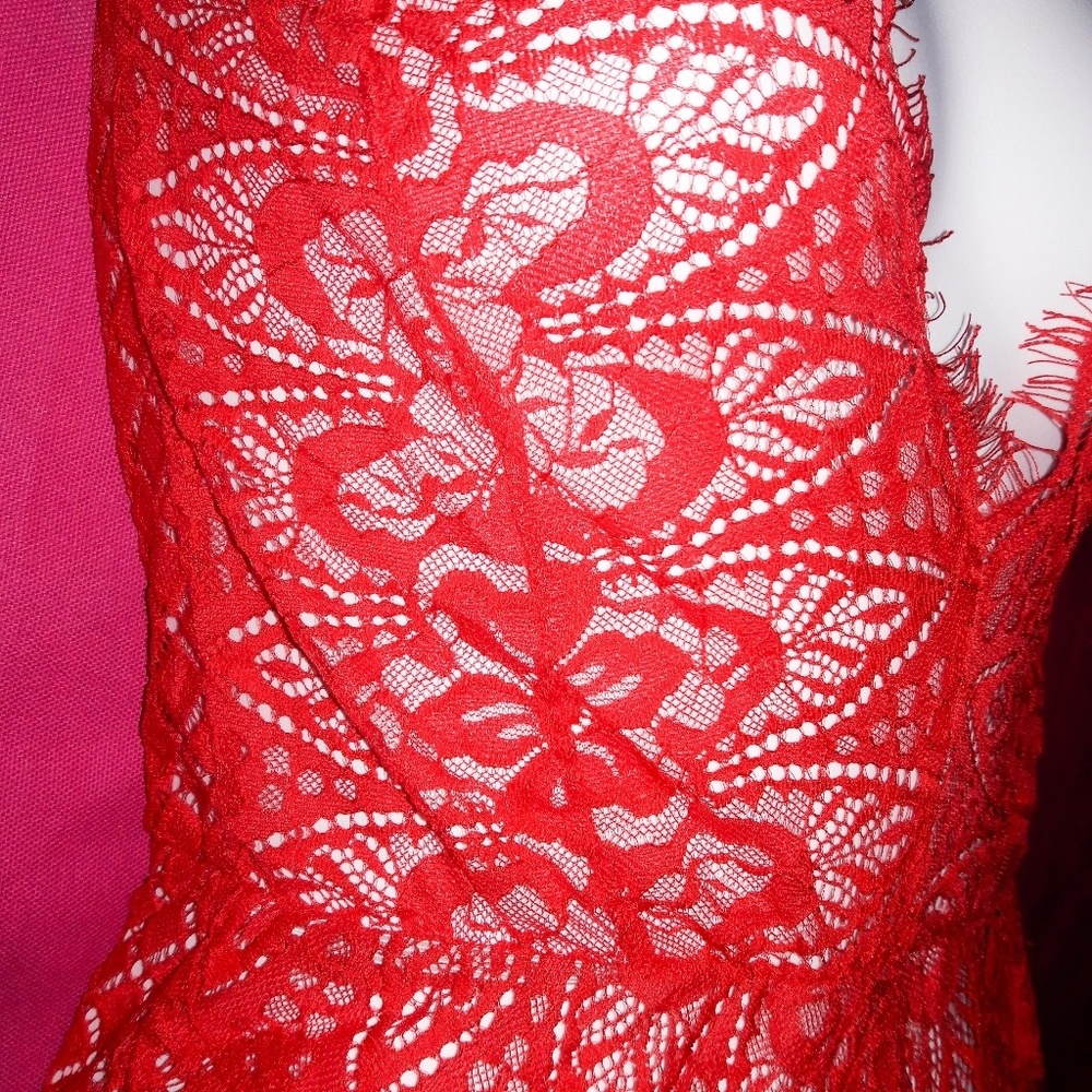 Red Geometric Eyelash Lace Bodysuit Romper Teddy - Picture 4 of 7
